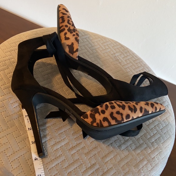 NEW Delicious Leopard Print Pump Hills| No Box - Picture 7 of 8